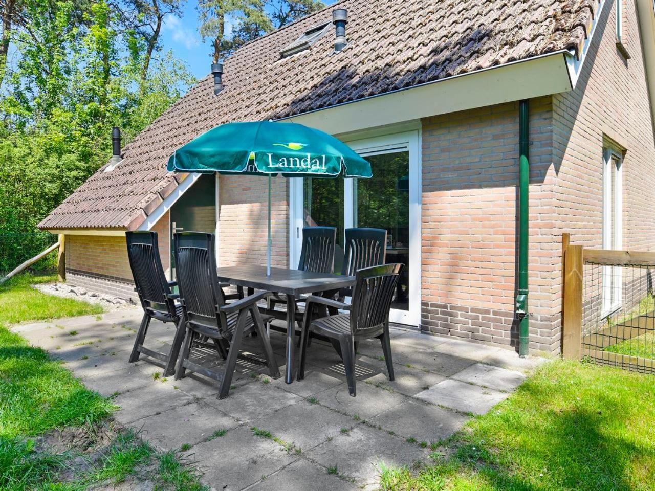 Landal Twenhaarsveld Villa Holten Kamer foto