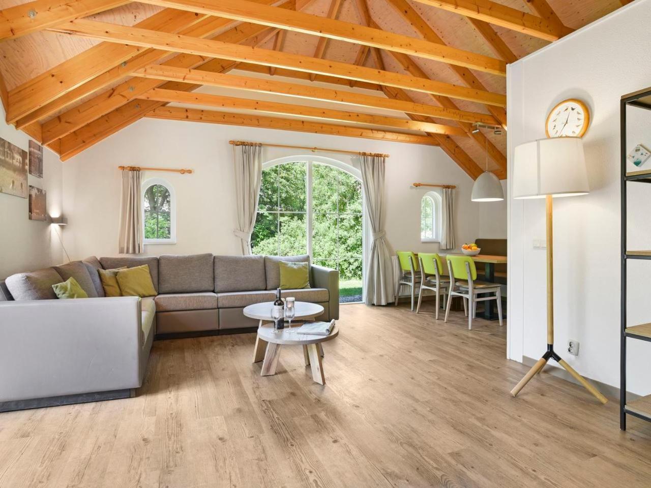 Landal Twenhaarsveld Villa Holten Kamer foto